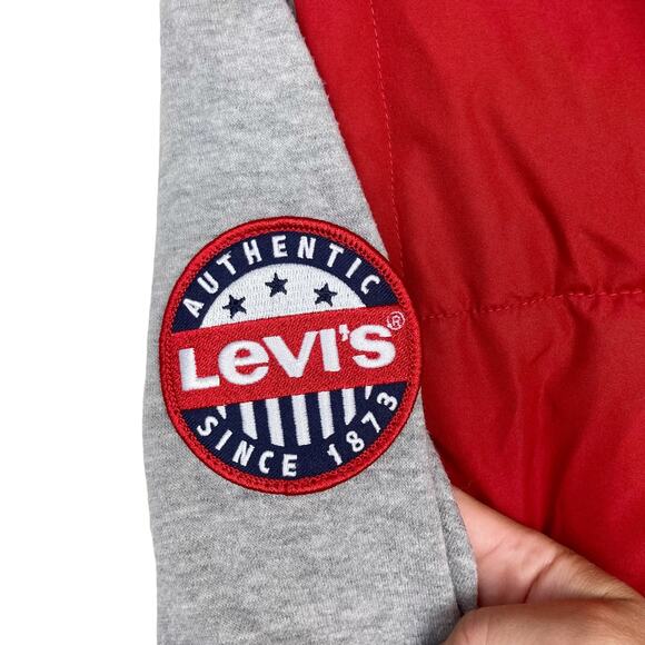Levis Red Gray Spell Out Coat Sz M 10-12 Kids - Picture 3 of 8